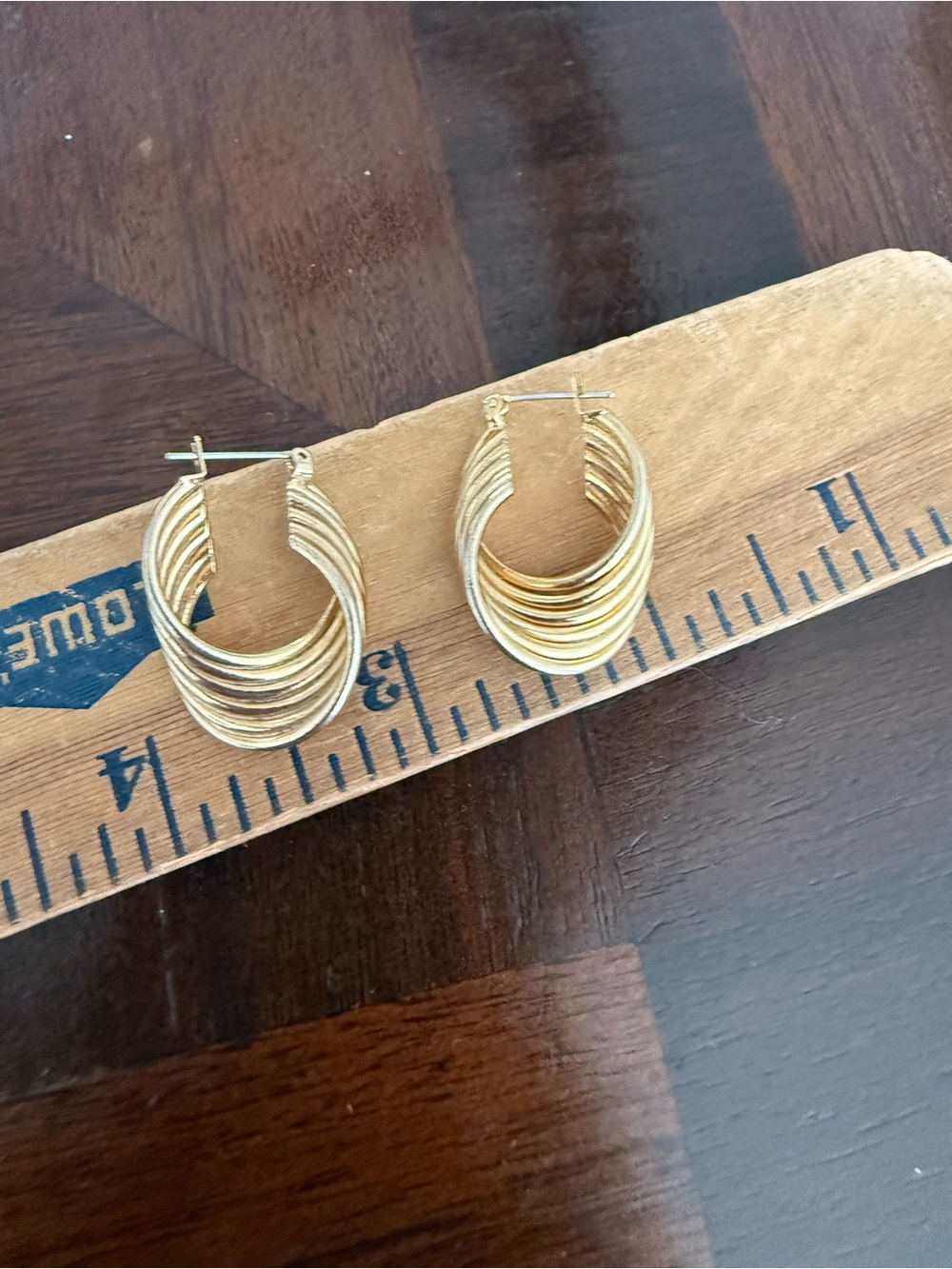 Vintage Gold Tone Earrings